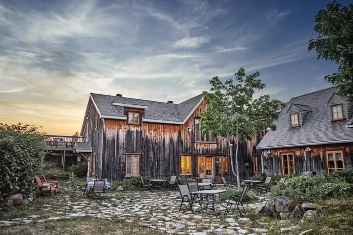 Auberge Le P'Tit Bonheur Saint-Laurent-de-l'ile d'Orleans Dış mekan fotoğraf
