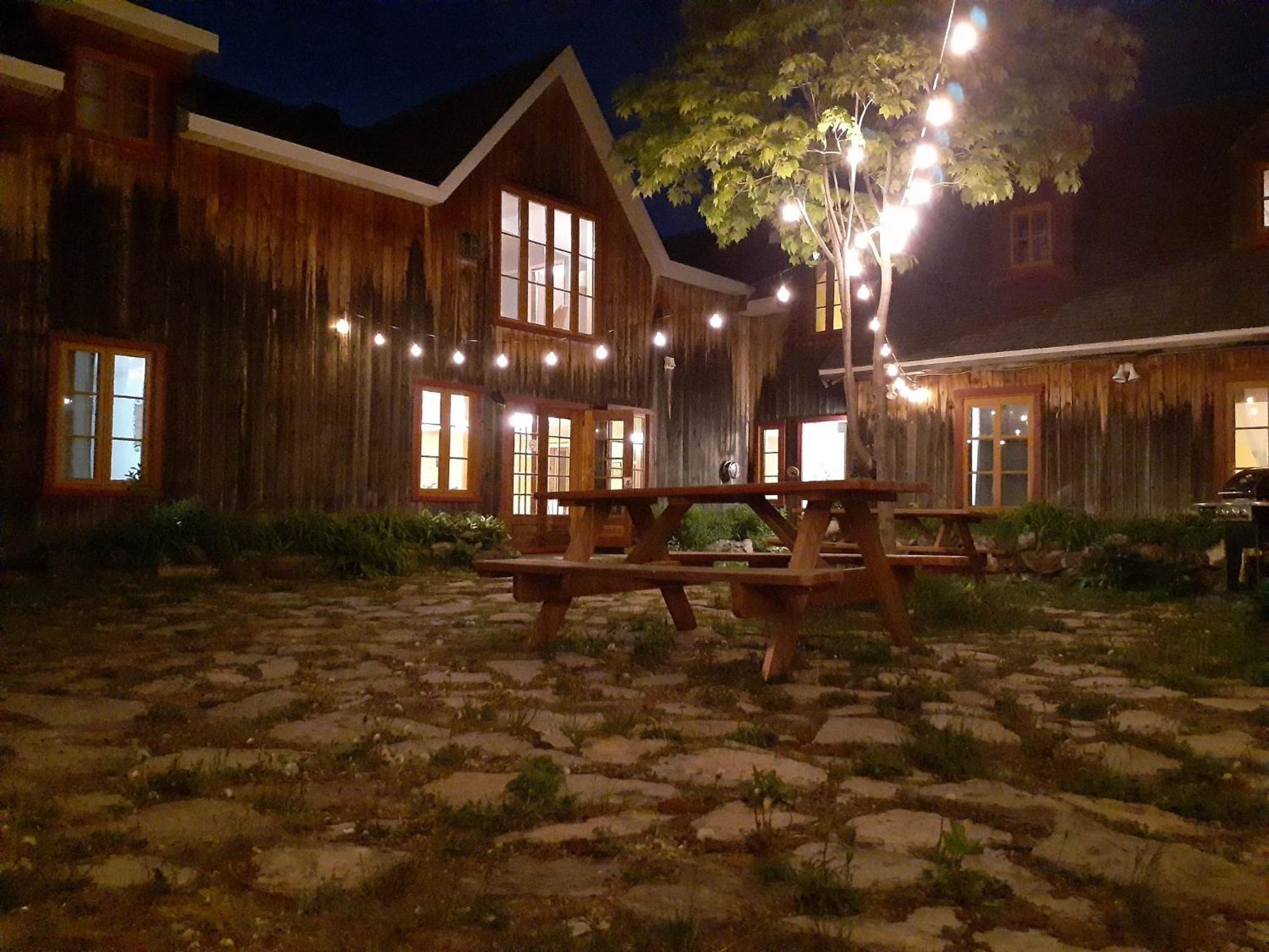 Auberge Le P'Tit Bonheur Saint-Laurent-de-l'ile d'Orleans Dış mekan fotoğraf