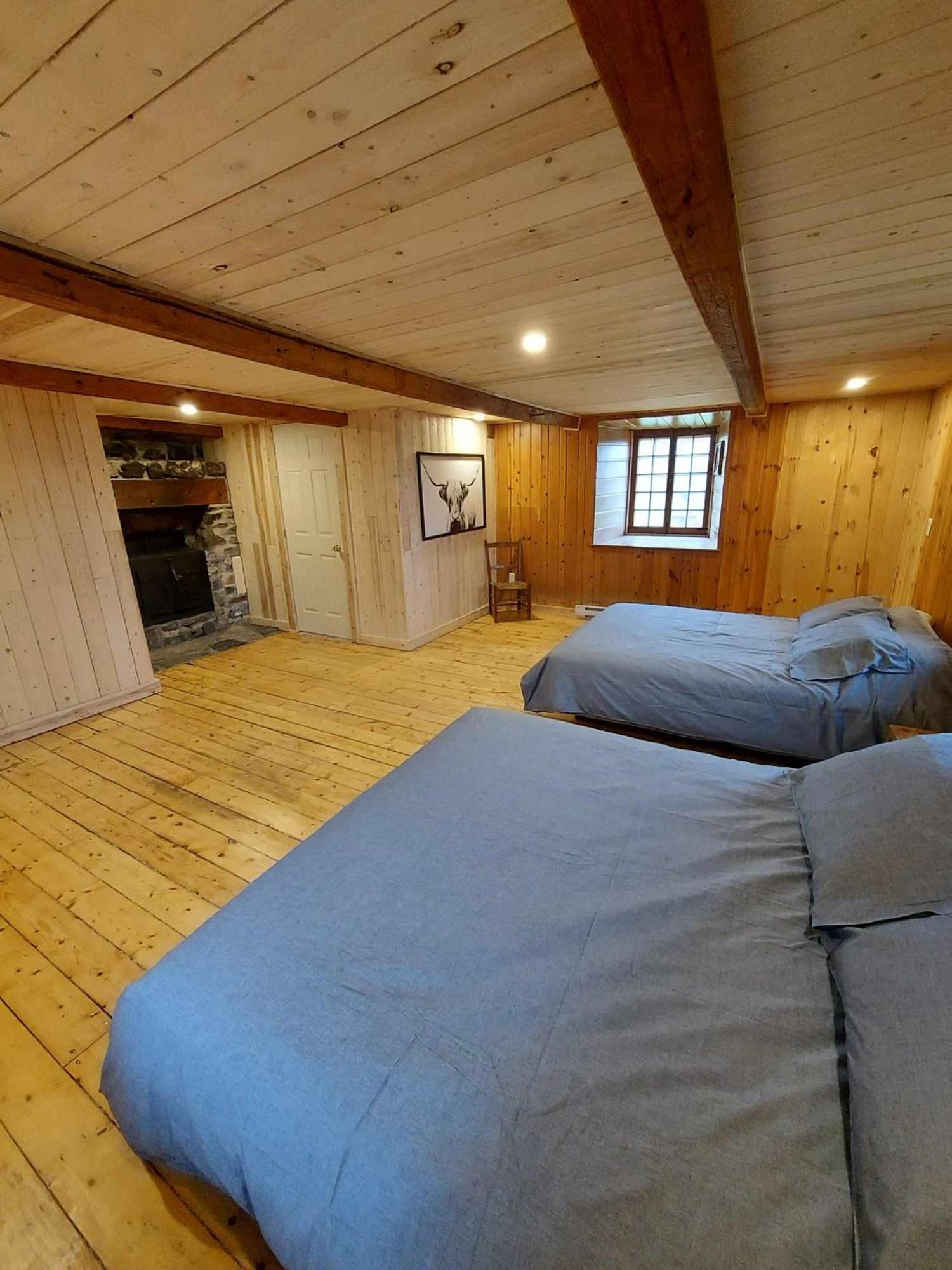Auberge Le P'Tit Bonheur Saint-Laurent-de-l'ile d'Orleans Dış mekan fotoğraf