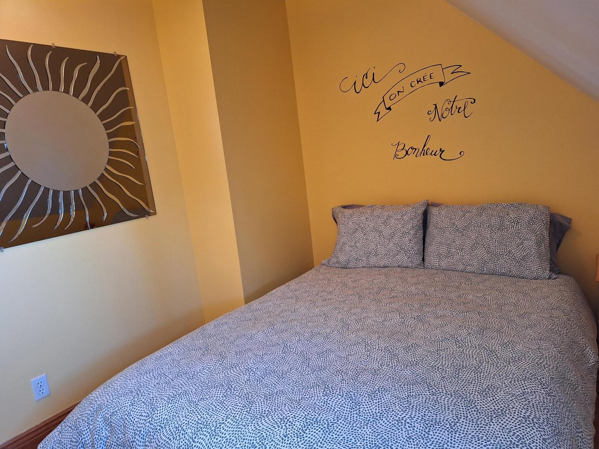 Auberge Le P'Tit Bonheur Saint-Laurent-de-l'ile d'Orleans Dış mekan fotoğraf