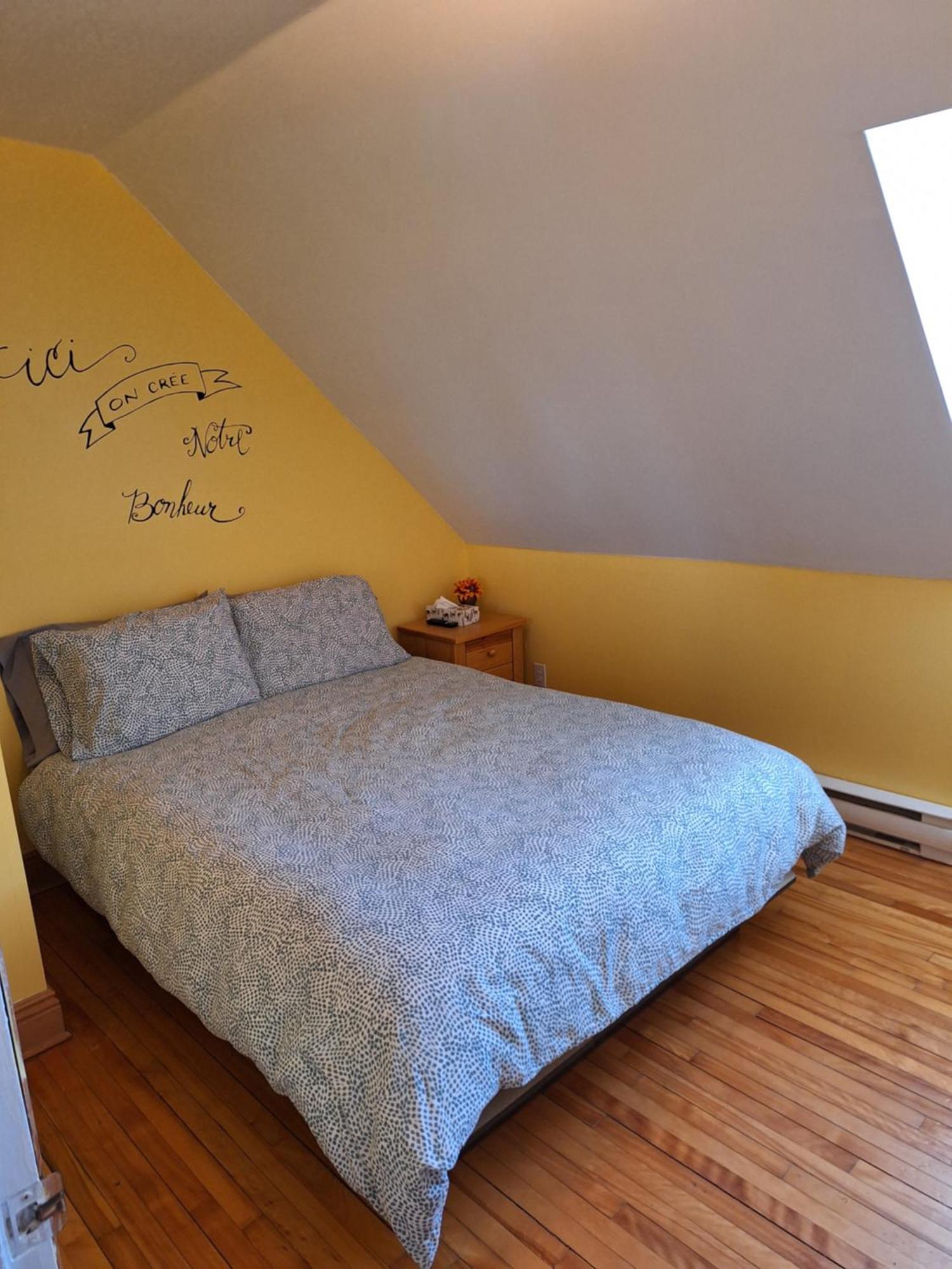 Auberge Le P'Tit Bonheur Saint-Laurent-de-l'ile d'Orleans Dış mekan fotoğraf
