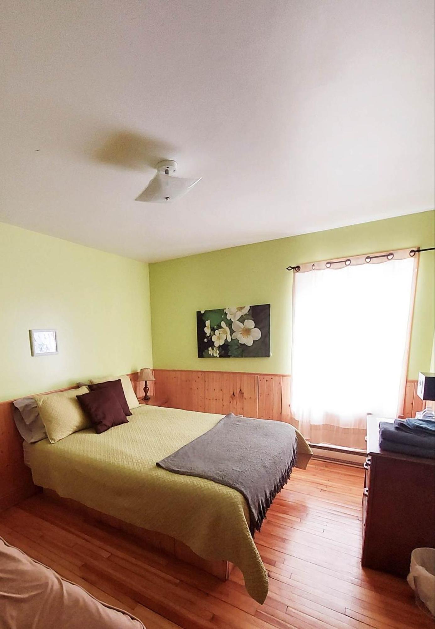 Auberge Le P'Tit Bonheur Saint-Laurent-de-l'ile d'Orleans Dış mekan fotoğraf