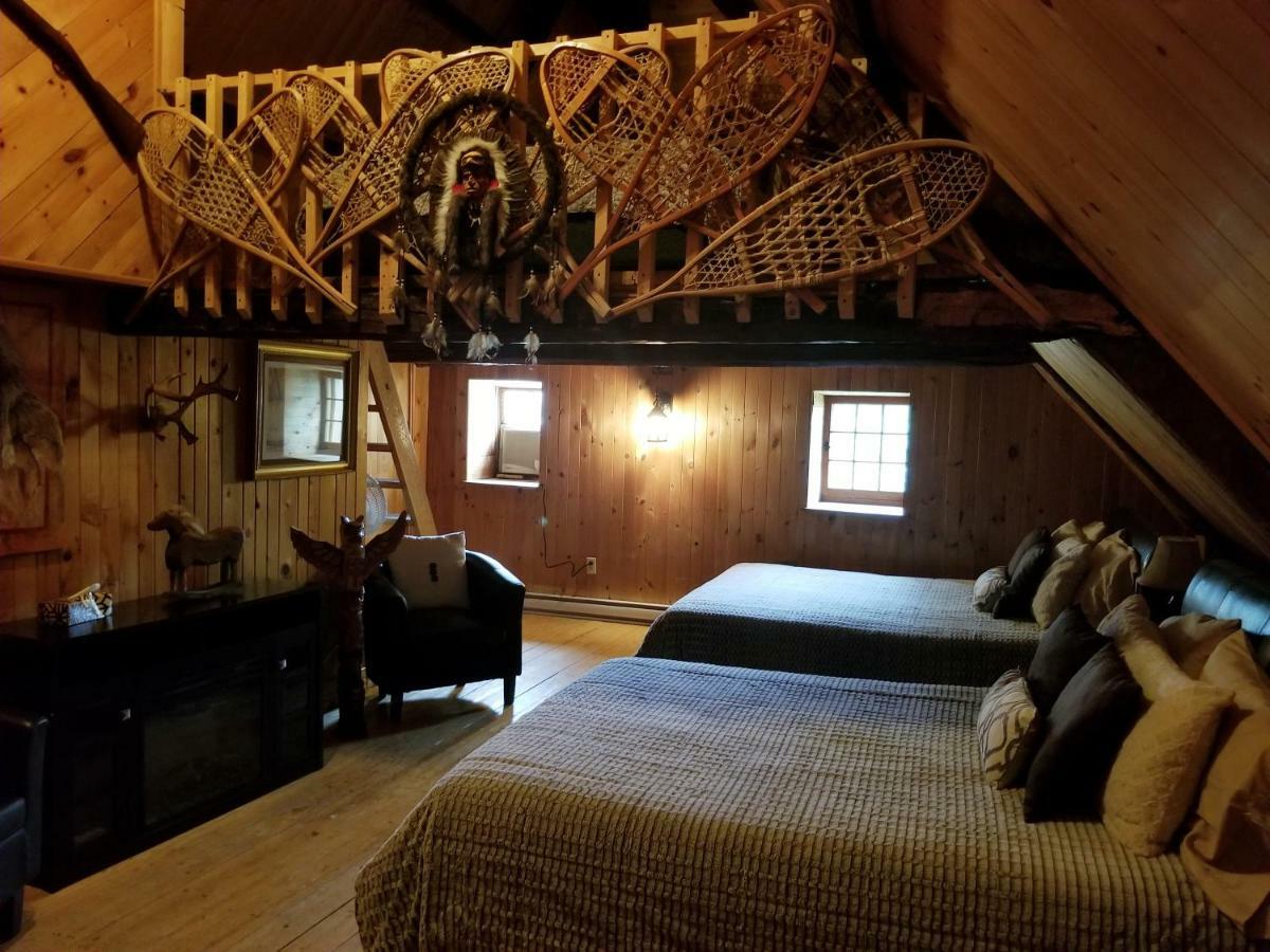 Auberge Le P'Tit Bonheur Saint-Laurent-de-l'ile d'Orleans Dış mekan fotoğraf